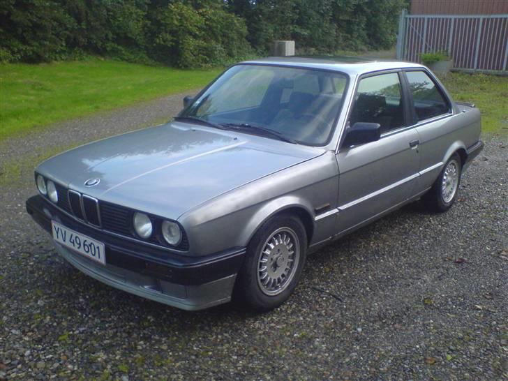 BMW 320i e30 Solgt  billede 1