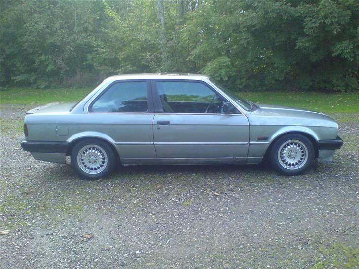 BMW 320i e30 Solgt  - fra siden a  billede 3