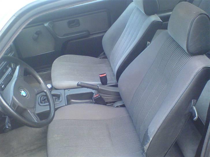 BMW 320i e30 Solgt  billede 13