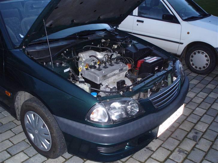 Toyota Avensis  (Solgt) billede 8