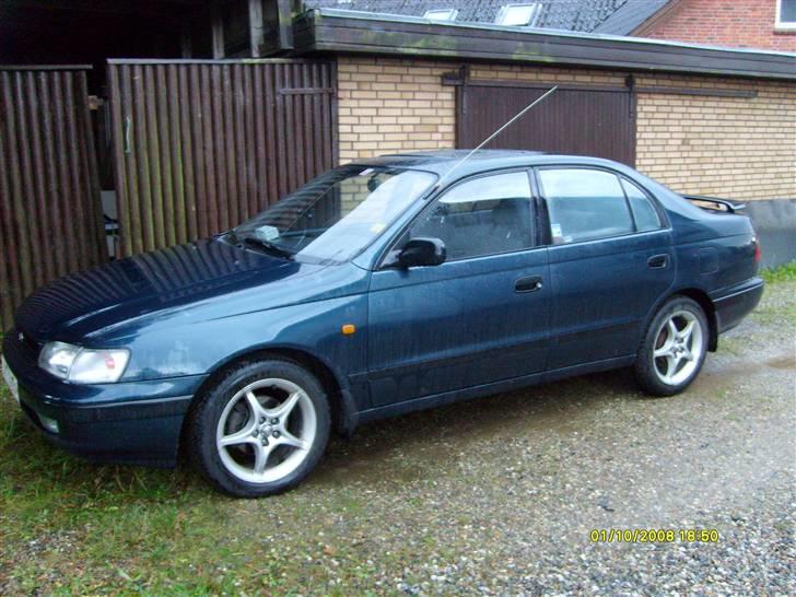 Toyota Carina E 1.6*Solgt* billede 2