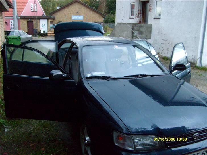 Toyota Carina E 1.6*Solgt* billede 8