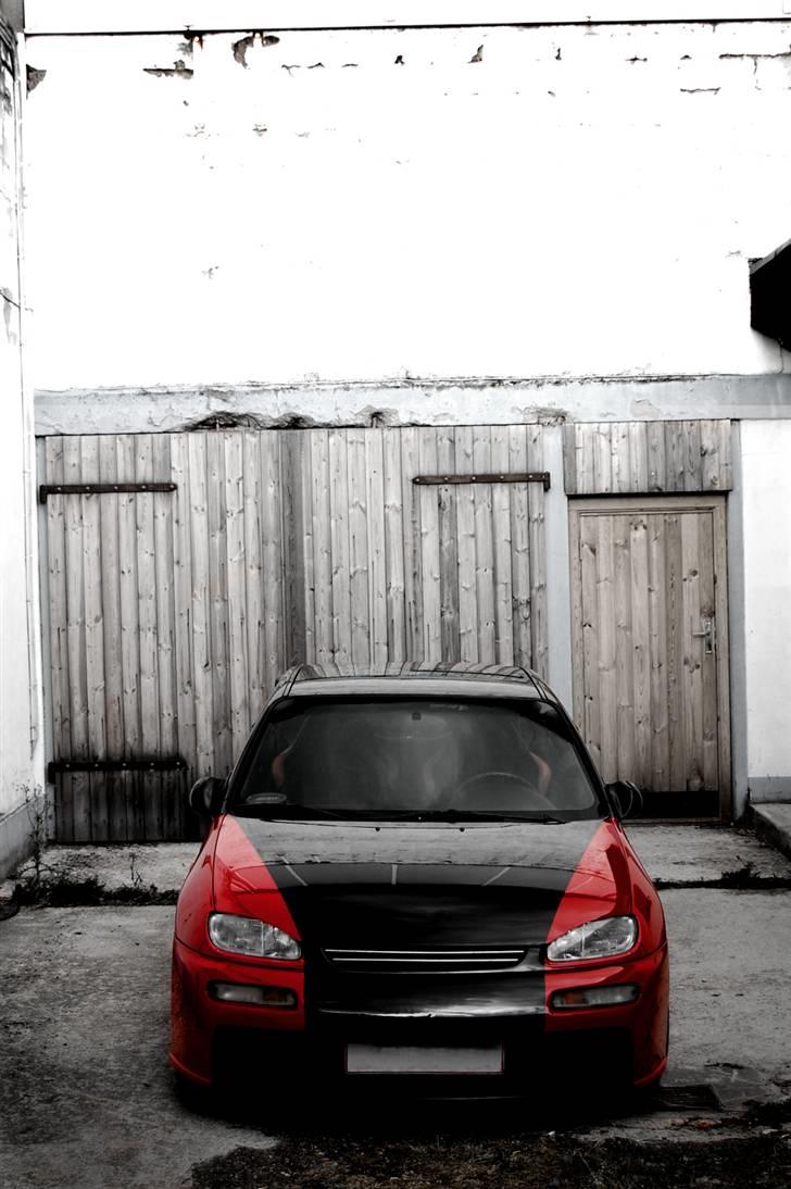 Mazda 323 C - Foto og redigering: Patrick D. Jensen billede 5