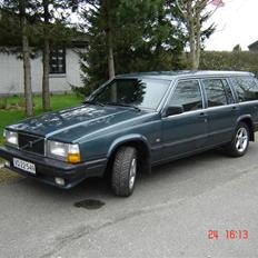 Volvo 740 GLE 2,3. SOLGT