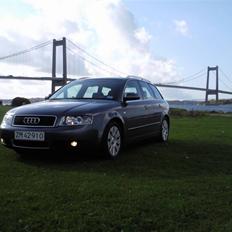 Audi A4 AVANT S-LINE