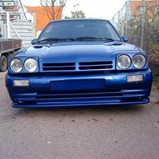 Opel manta 2,2 8v BYTTET