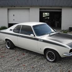 Opel manta -A 1,9 S