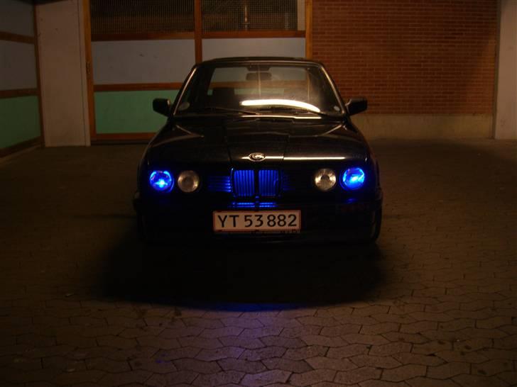 BMW E 30 325i billede 6