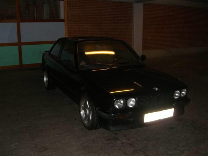 BMW E 30 325i billede 10