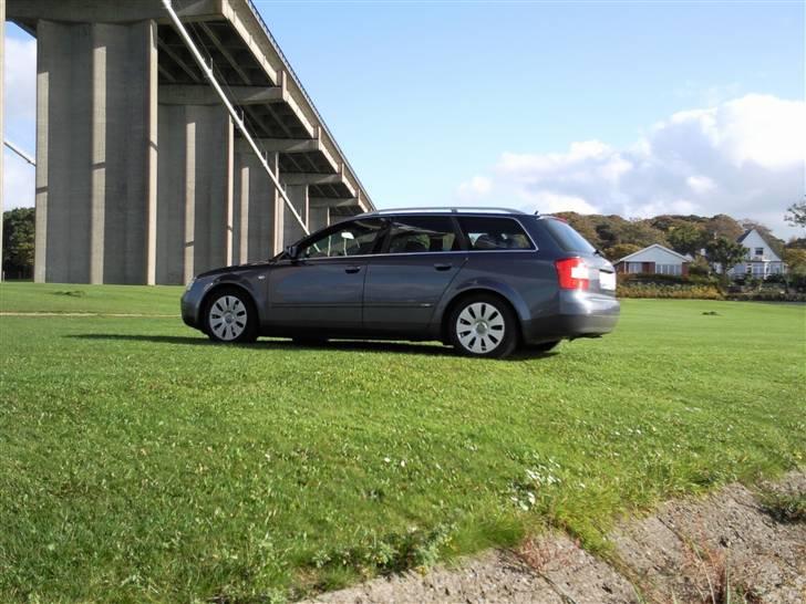 Audi A4 AVANT S-LINE billede 10