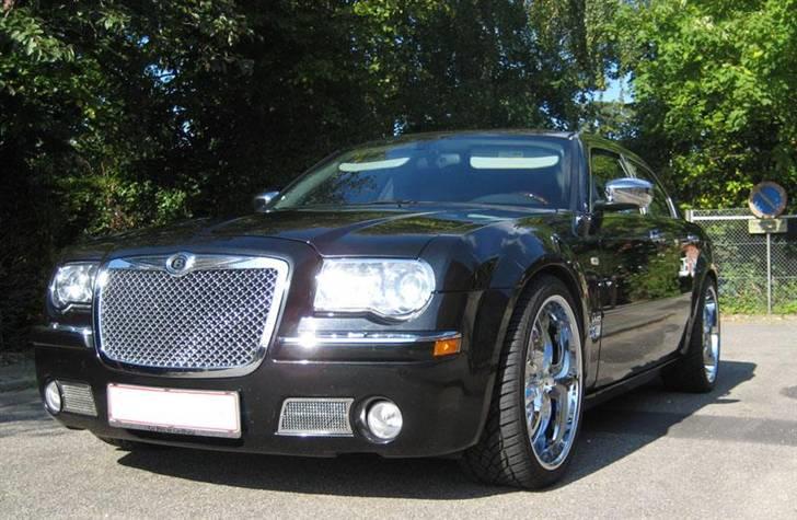 Chrysler 300 C SRT-8  billede 10