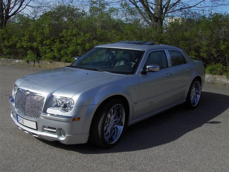 Chrysler 300C - Glöm inte kolla på mina videos billede 7