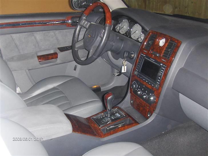 Chrysler 300C - Glöm inte kolla på mina videos billede 15