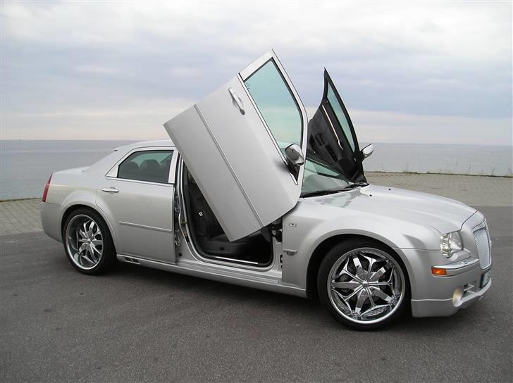 Chrysler 300C - Glöm inte kolla på mina videos billede 17