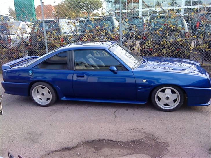 Opel manta 2,2 8v BYTTET billede 1