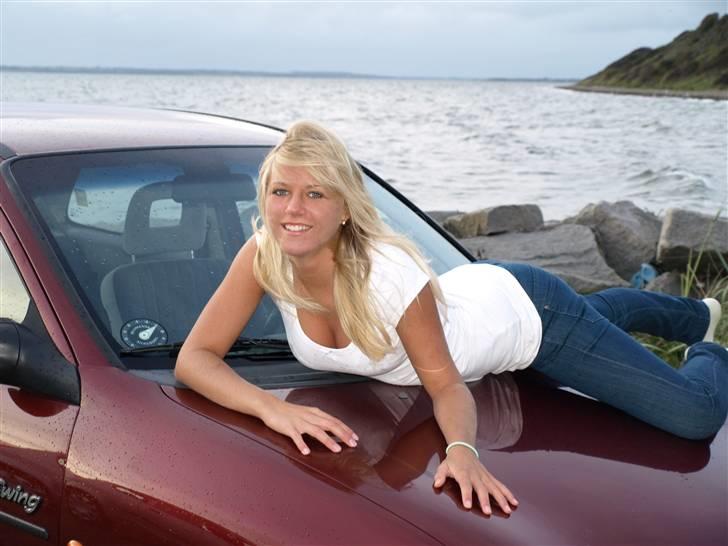 Opel Corsa 1,4i Swing TIL SALG - Miig og min Corsa ;D Haha billede 16