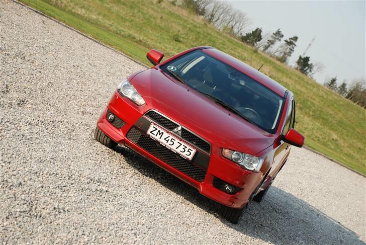 Mitsubishi Lancer Sport Sedan billede 3