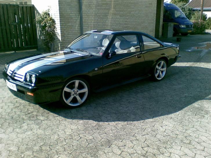 Opel Manta B *SOLGT* billede 1