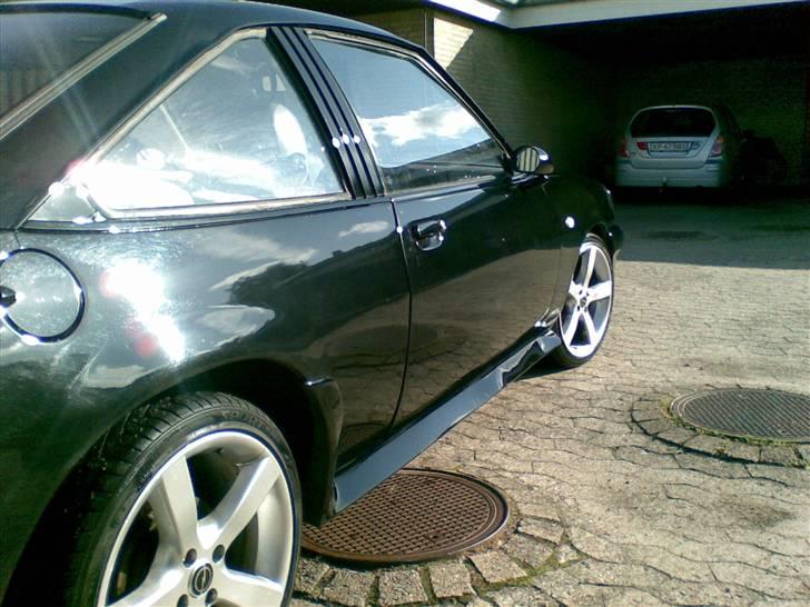 Opel Manta B *SOLGT* billede 3