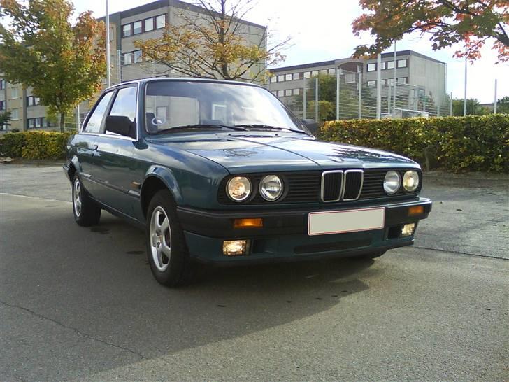 BMW 320 i E30 SOLGT ! billede 4