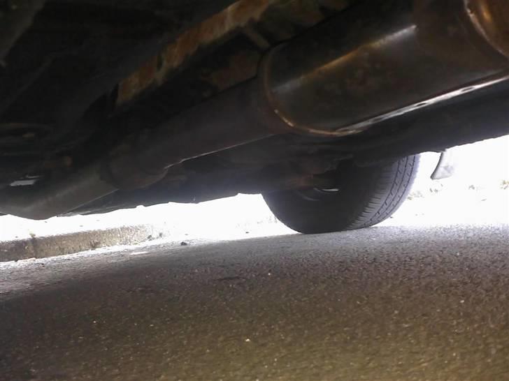 Mitsubishi lancer glxi stw - mit billige udstødning. 2,5"  og ingen catalysator billede 11