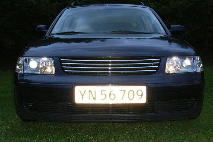 VW PASSAT  - nyt billed... nu med klarglas forlygter og chrom grill uden emblem... billede 14