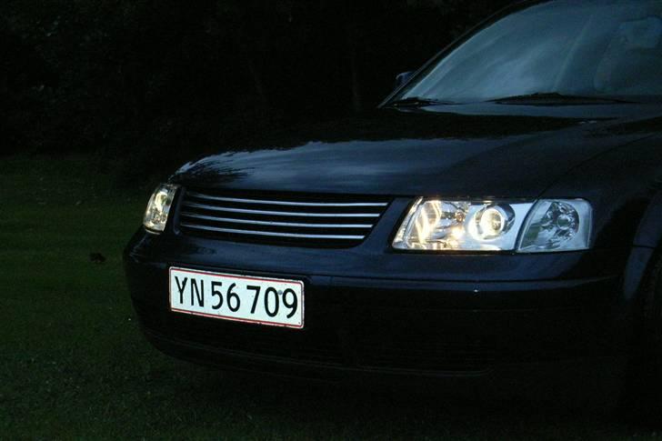 VW PASSAT  - nyt billed... nu med klarglas forlygter og chrom grill uden emblem... billede 16