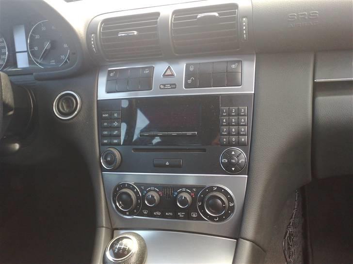 Mercedes Benz c180 Sports Coupe billede 12