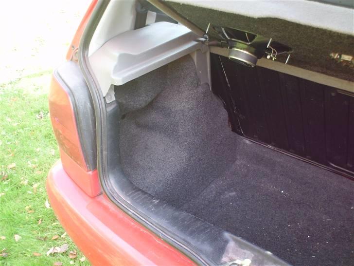 VW Polo 6n SOLGT billede 8