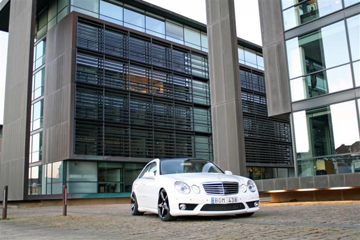 Mercedes Benz E320 CDI W211 [E63 AMG] [Tidl. bil] billede 1