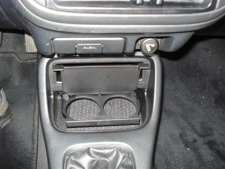 Honda Civic VTI - original kopholder billede 6