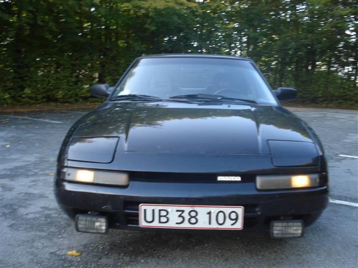 Mazda 323f solgt billede 4