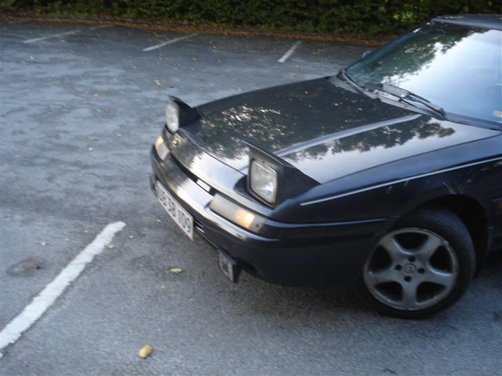 Mazda 323f solgt billede 5