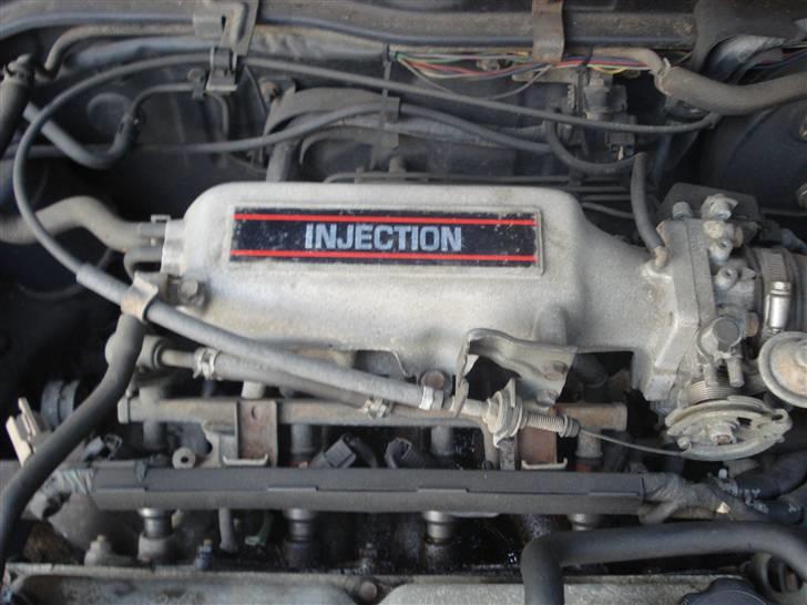 Mazda 323f solgt billede 7