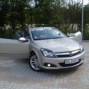 Opel astra twin top