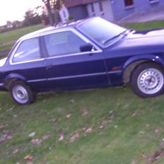 BMW e 30  318 I  ( tilslag)
