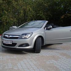 Opel astra twin top