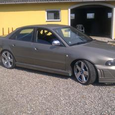 Audi A4 1.8T *solgt*