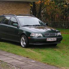 Volvo v40 T4 Turbo Solgt