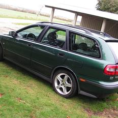 Volvo v40 T4 Turbo Solgt