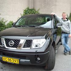 Nissan Navara SE