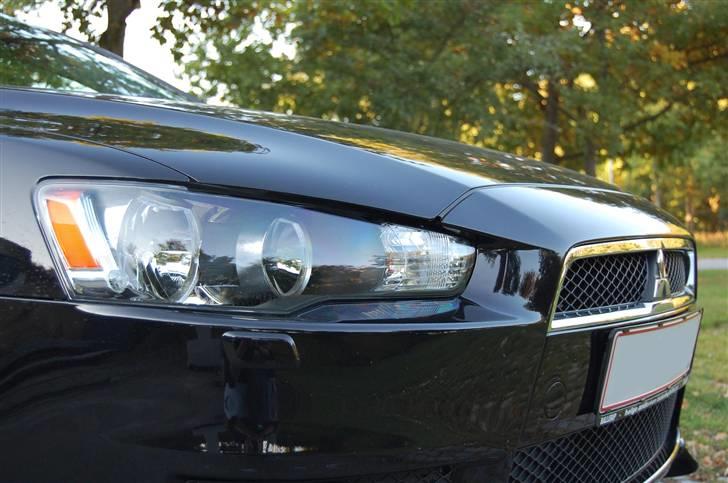 Mitsubishi Lancer Sport Sedan billede 4