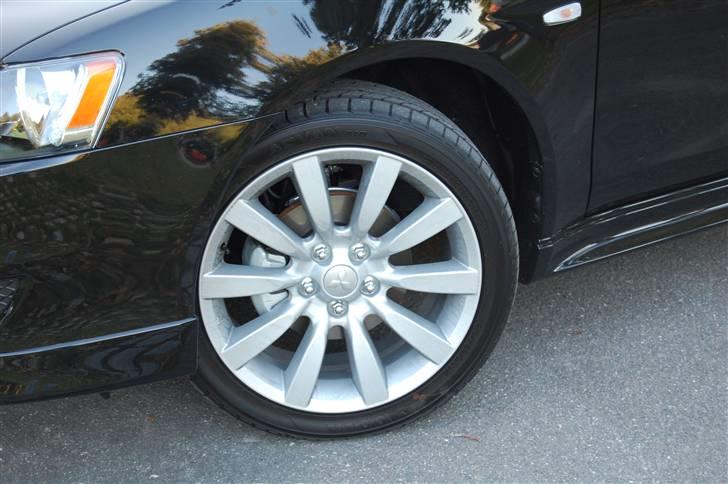 Mitsubishi Lancer Sport Sedan billede 6