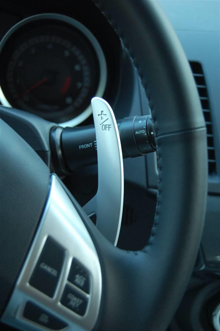 Mitsubishi Lancer Sport Sedan billede 10