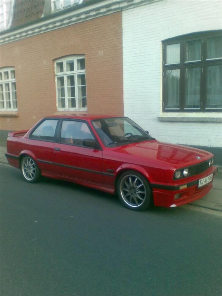BMW 318i ''røde lyn'' solgt  billede 11