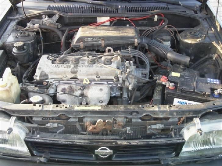 Nissan sunny twin cam    SOLGT billede 6