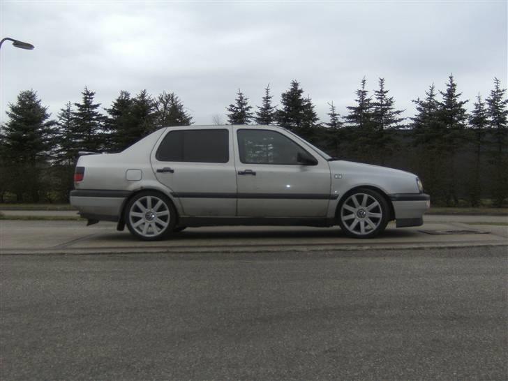 VW vento 1,8 solgt/ nu skrot billede 14