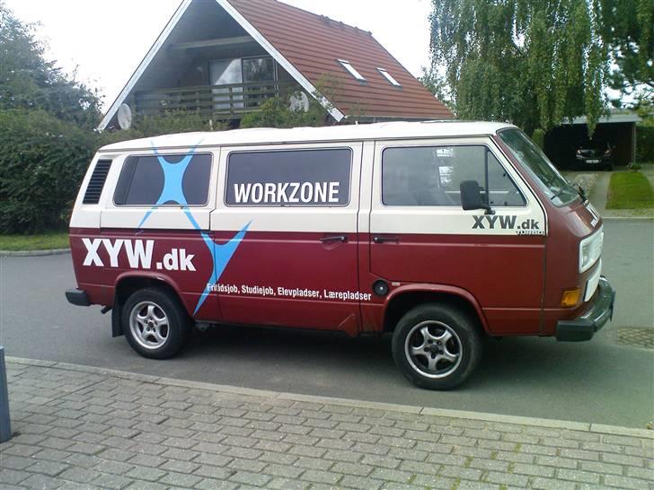 VW Caravelle 1,6 TD <Solgt> - Med reklamer på siden! billede 16