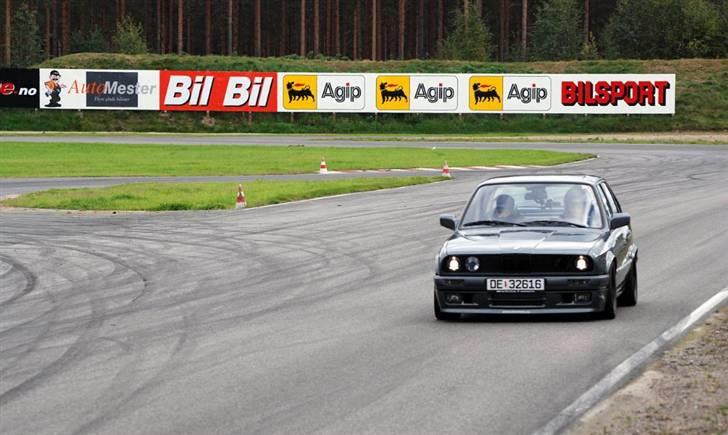 BMW E30 325i 24v Kompressor - Vålerbanen 2008 billede 2