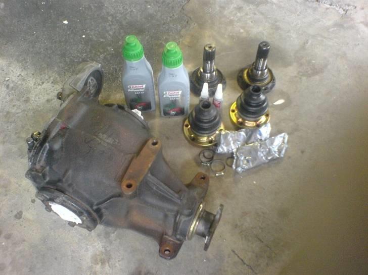 BMW E30 325i 24v Kompressor - 25% lamellsperr billede 15